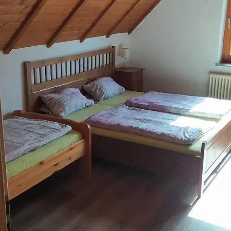 Schwoerer Bis 7 Personen *